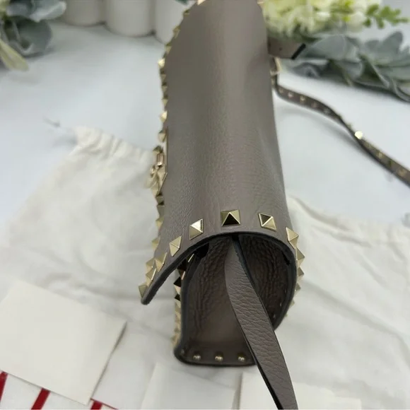 SOLD!!!! Women’s Valentino Garavani grey calf, skin leather shoulder bag - Picture 7 of 16